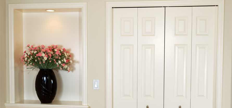 residential closet door repair in Dinuba